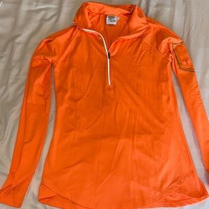 Under Armour light weight quarter zip pullover